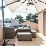 Apartament Velić *