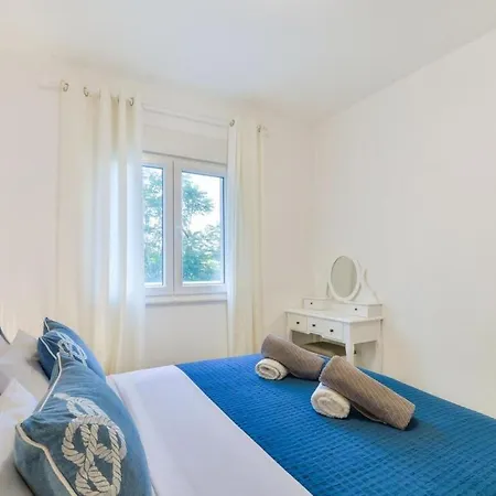 Apartment Velic Vir